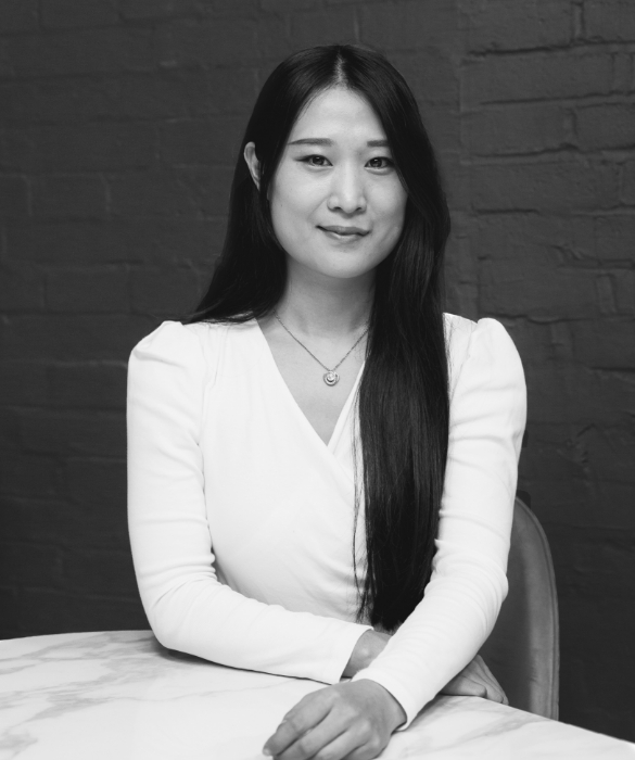 Deloris Hou
