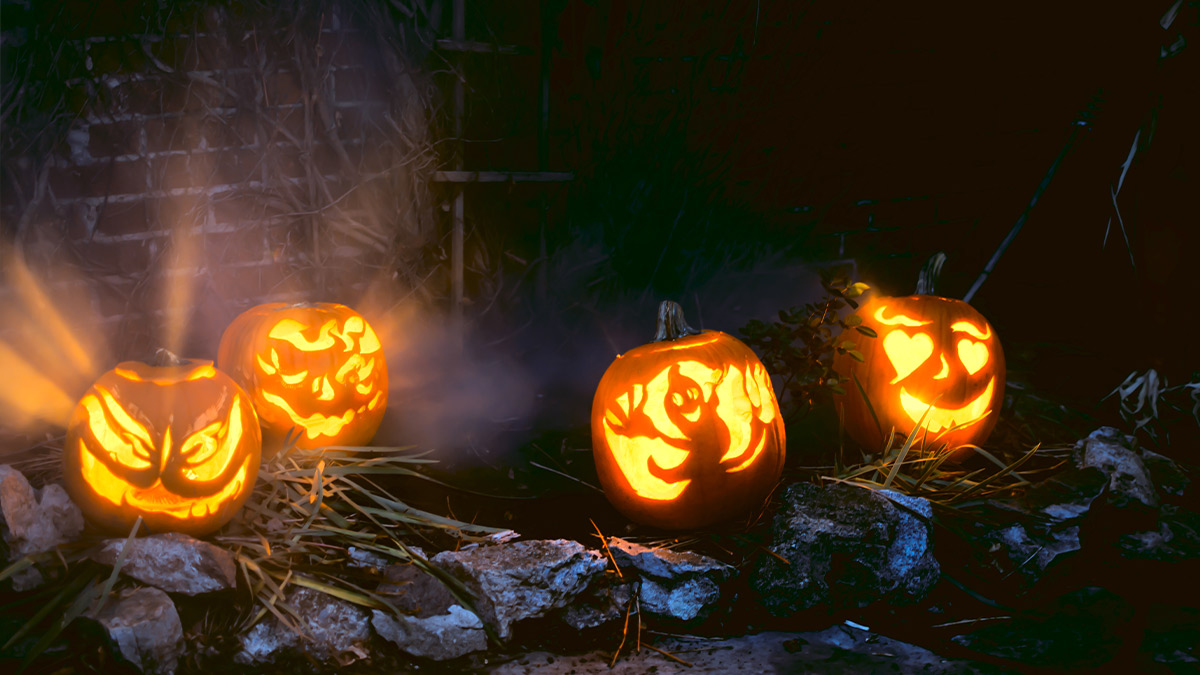 Halloween Spooky Fireplace