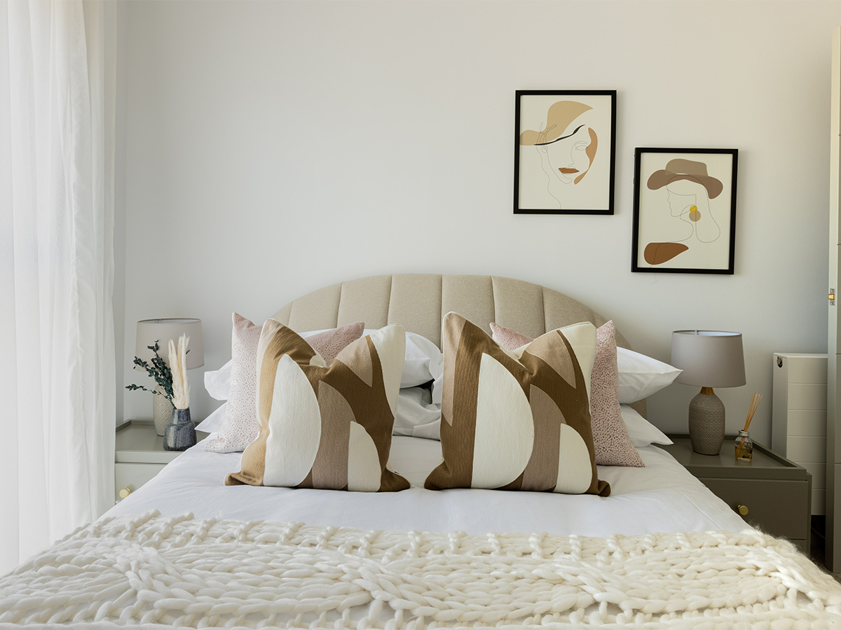 Hendon NW9 apartment dining area professionally furnished by InStyle Direct