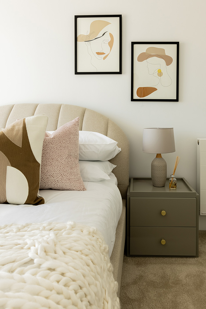 Bedroom bedside - framed face line art decor