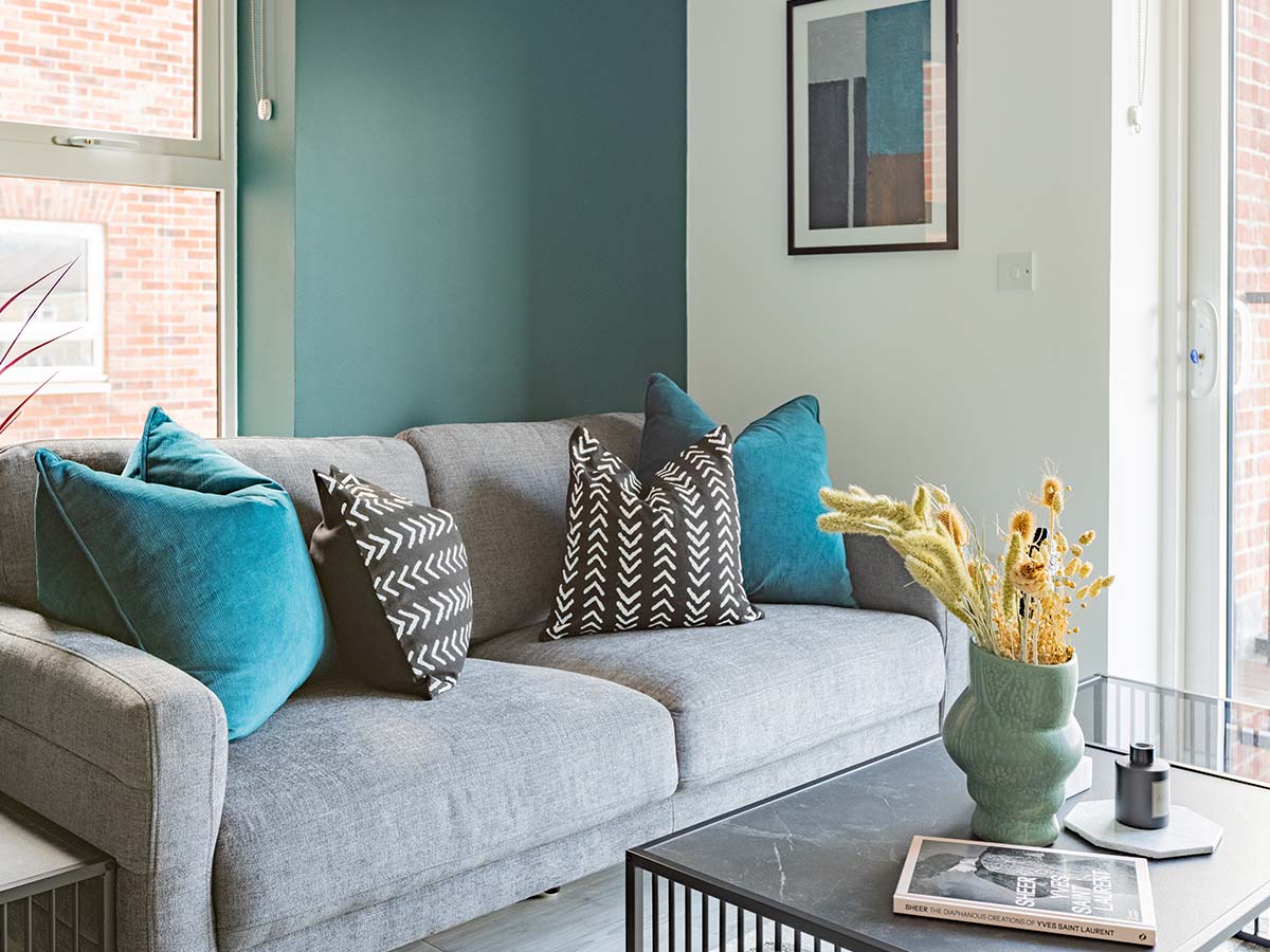 Modern Living Room – Professionally Furnished London Flat