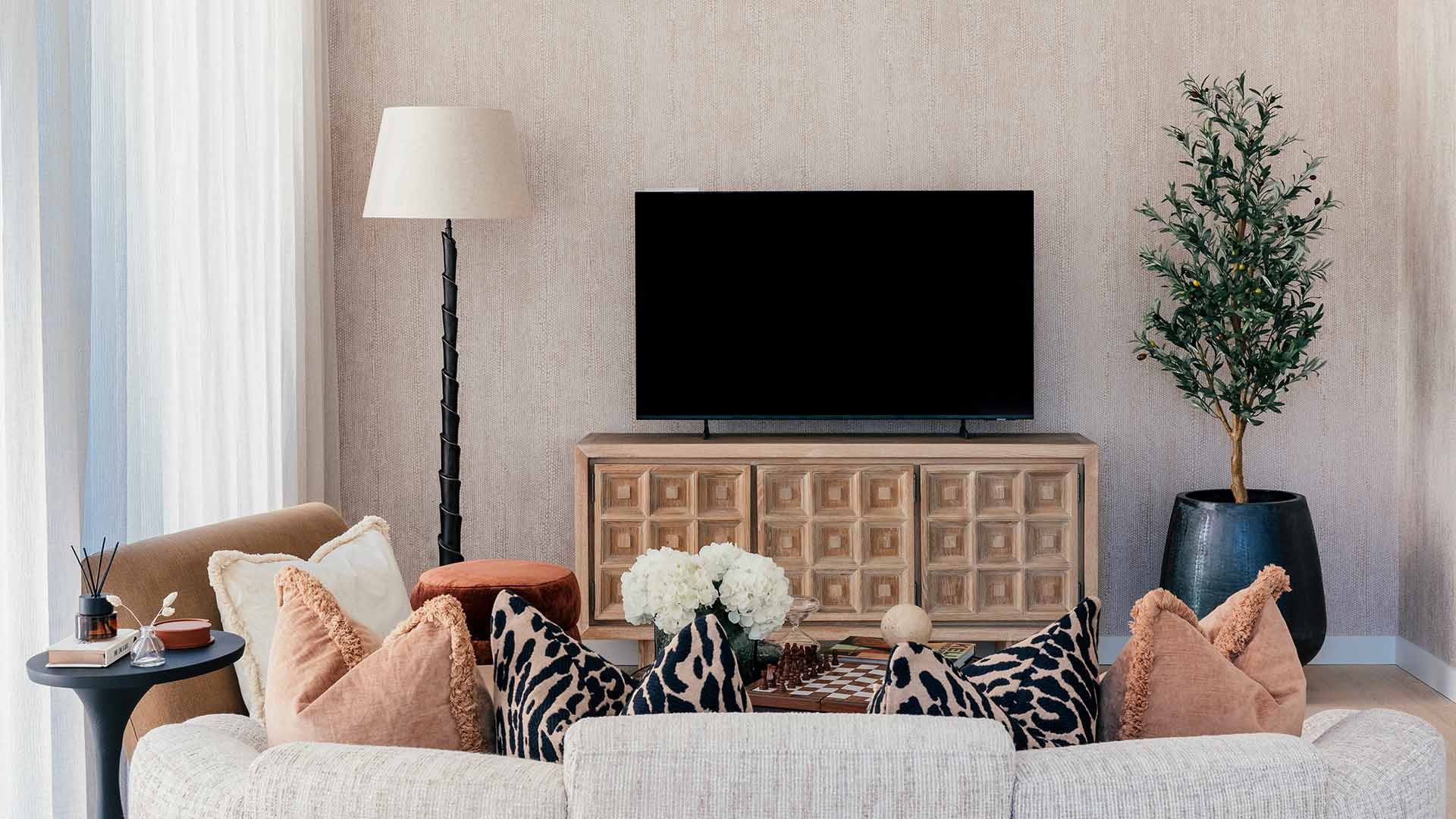 modern-tv-unit-wooden-sideboard-interior-design-uk