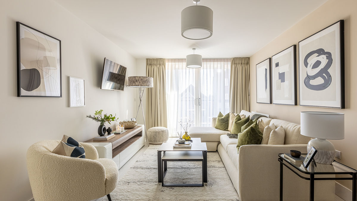 Why Do Some London-Furnished Rentals Earn 15% More, and Others Far Less?